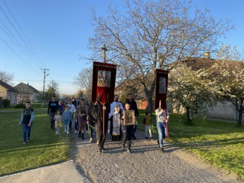 IMG-38f890c61366a2dc0bfe7474b104078f-V_resize