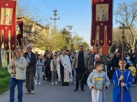 IMG-802c0764fb67563dd29a85cd5377340a-V_resize