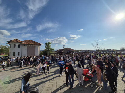 IMG-ae7dacb354ecd9926da0e99e88735899-V_resize