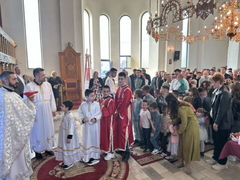 IMG-b70193f00b5f406b86ffe6efd056d604-V_resize