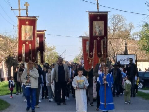 IMG-fa5247afbbbeceb63348bff5f13865ce-V_resize