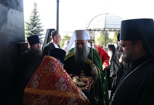 Патријарх Порфирије посетио Подворје Српске Православне Цркве