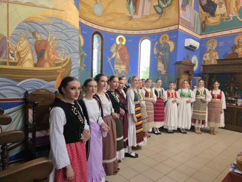 1000030495_resize