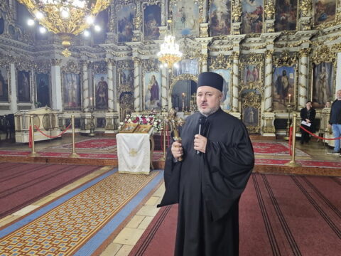 20250506_184400_resize