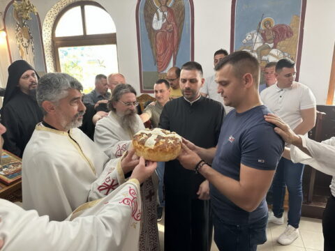 IMG-00bc357f1addce9997c1ae180f207ec3-V_resize