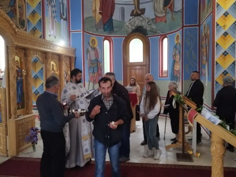 IMG-64cf089b1cd8cacf7613a799f45579fa-V_resize