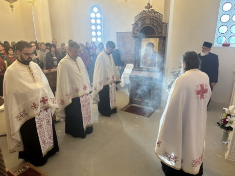 IMG-6b99dc81e11e0a89647bb1b9c408703c-V_resize