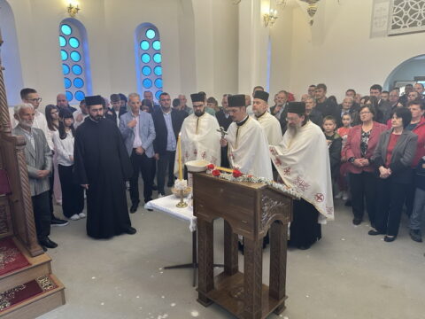 IMG-80cfec8385eccb40ec96066f0bbc8a78-V_resize