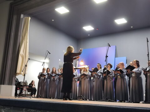 IMG-8e6770c5618b146dab830fa0b5ac695e-V_resize