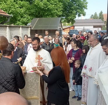 IMG-abbf24147aa660317804902eb4723ef5-V_resize