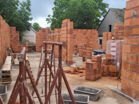 IMG-b583b1944d67ad49a88b9067a0c0550c-V_resize