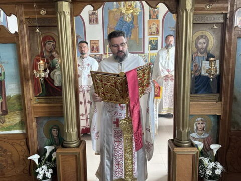 IMG-bb40253e4455b2b2757f220bf3b18700-V_resize