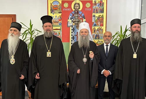 Патријарх Порфирије разговарао са Митрополитом солунским Филотејем