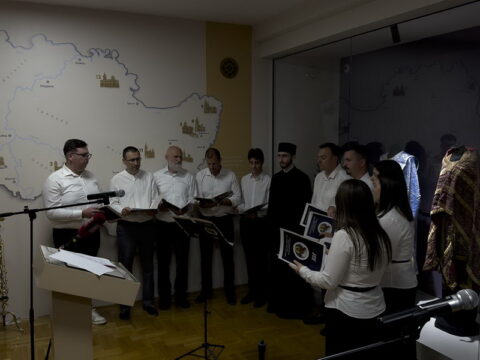 img-2213224_resize