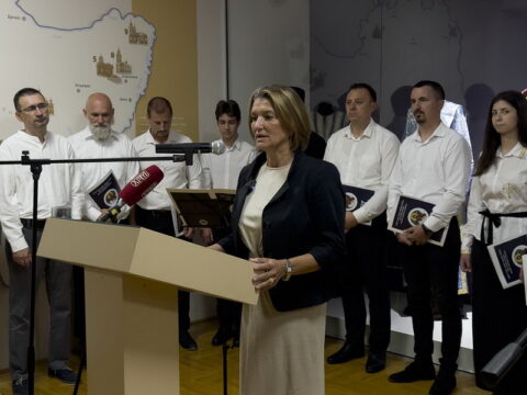 img-7901641_resize