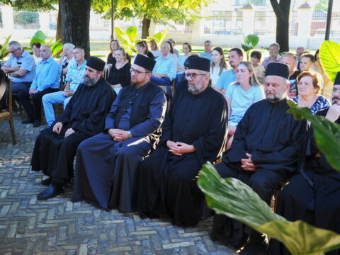 FOTOSIGOR-FACEBOOK+381641182714