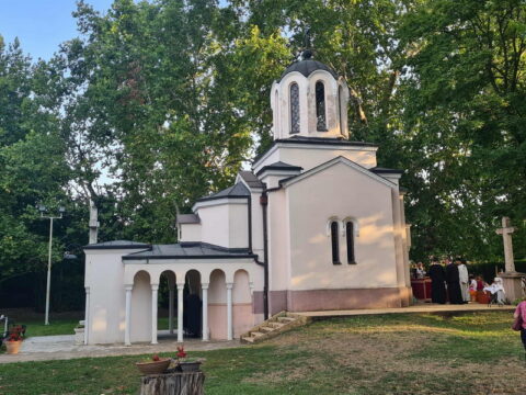 24414734-1a5e-4926-bc3c-c8119fd96b91_resize_resize