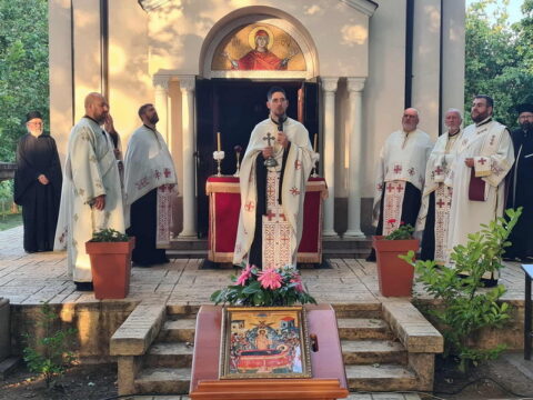 38d8c895-5eb7-496c-965b-d8645c86f456_resize_resize