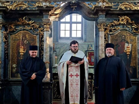 IMG-327f11c9845728fd2ad8d4c161eecc3e-V_resize