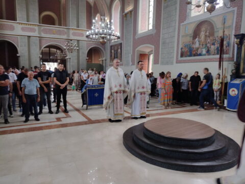 1000042053_resize