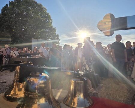 20250921_172437_resize