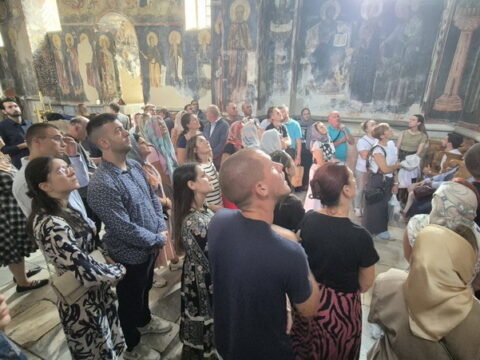 IMG-0ac6fc97d04806a9d3a3debaec846c09-V_resize