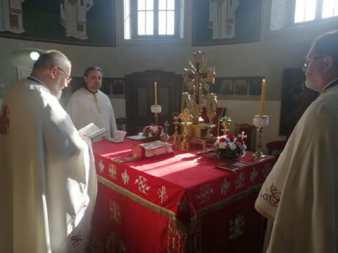 IMG-a649b98f00cab022b85009156e3306ea-V_resize