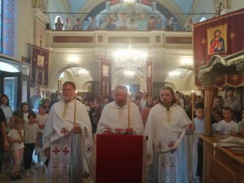 IMG-acbfe57077244d05ee7d7edd0917721d-V_resize