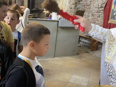 IMG-e741a8cea78b2dd7d52cd3d0e3f31ca5-V_resize