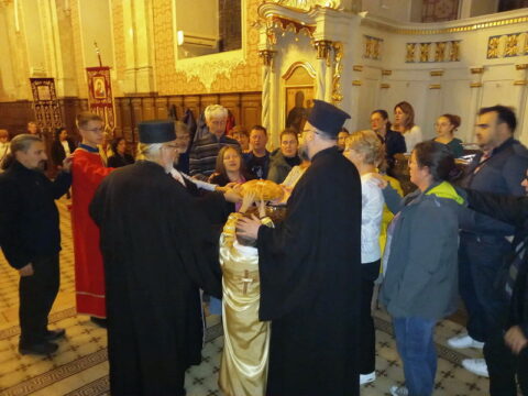 9f6f00f7-69bc-43e7-abaf-6e368101a87a_resize_resize