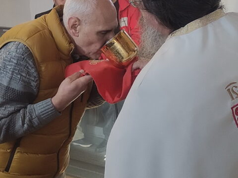 20251105_190606_resize