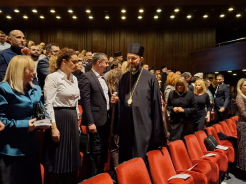 20251115_190205_resize