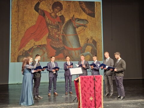 20251115_190337_resize