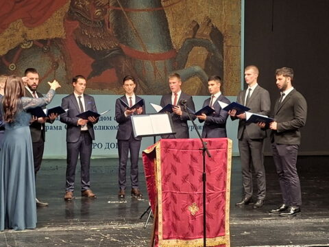 20251115_190353_resize