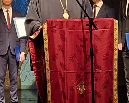 20251115_190747_resize