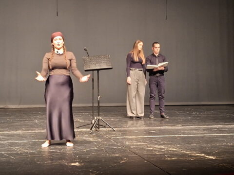 20251115_195831_resize