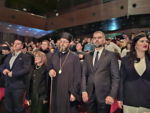 20251115_201540_resize