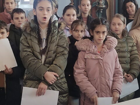 20251123_192344_resize