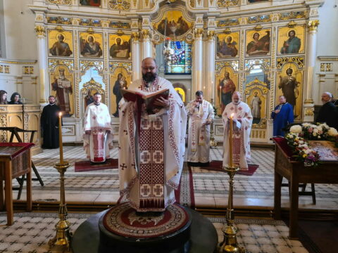 8f3886c4-0257-4e5a-b213-08c77217075b1_resize