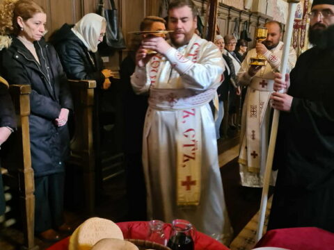 8f3886c4-0257-4e5a-b213-08c77217075bA2_resize