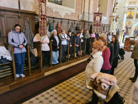 8f3886c4-0257-4e5a-b213-08c77217075bA5_resize