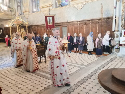 IMG-412b86bcead978827b86d3163b1b29e1-V_resize