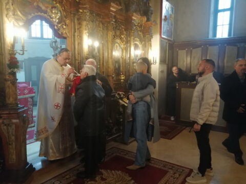 IMG-a12b53001746ab9b566154395bf70d76-V_resize