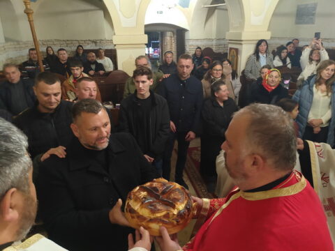 IMG-c0550e3b868e70f7470c0a06dbfd6720-V_resize