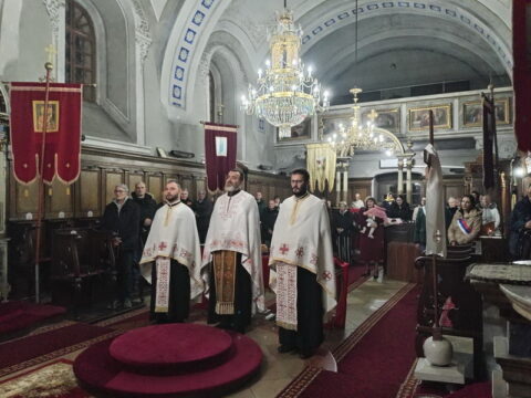 IMG-fc7849fedf2a8cf766f025cb760cc700-V_resize