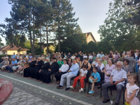 1754260742392_resize