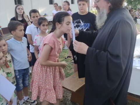 20250628_004408_resize