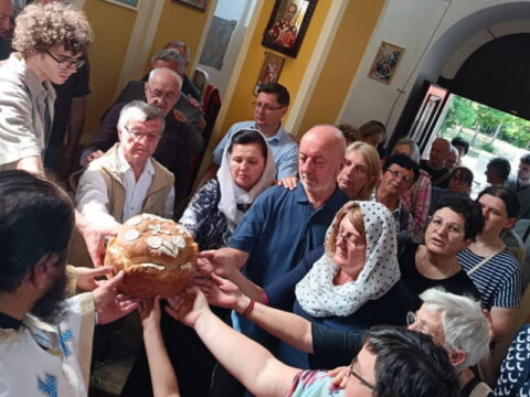 3d746087-c961-4400-823d-9950afe86496_resize