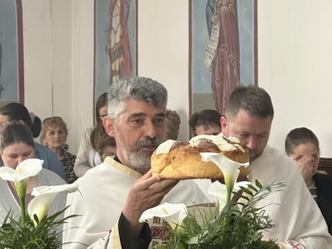 IMG-12de8cbba7201ecdfa1b2106fa2aeb4d-V_resize