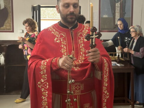 IMG-13dc7eea342207dcaaf6a6a72a999adc-V_resize